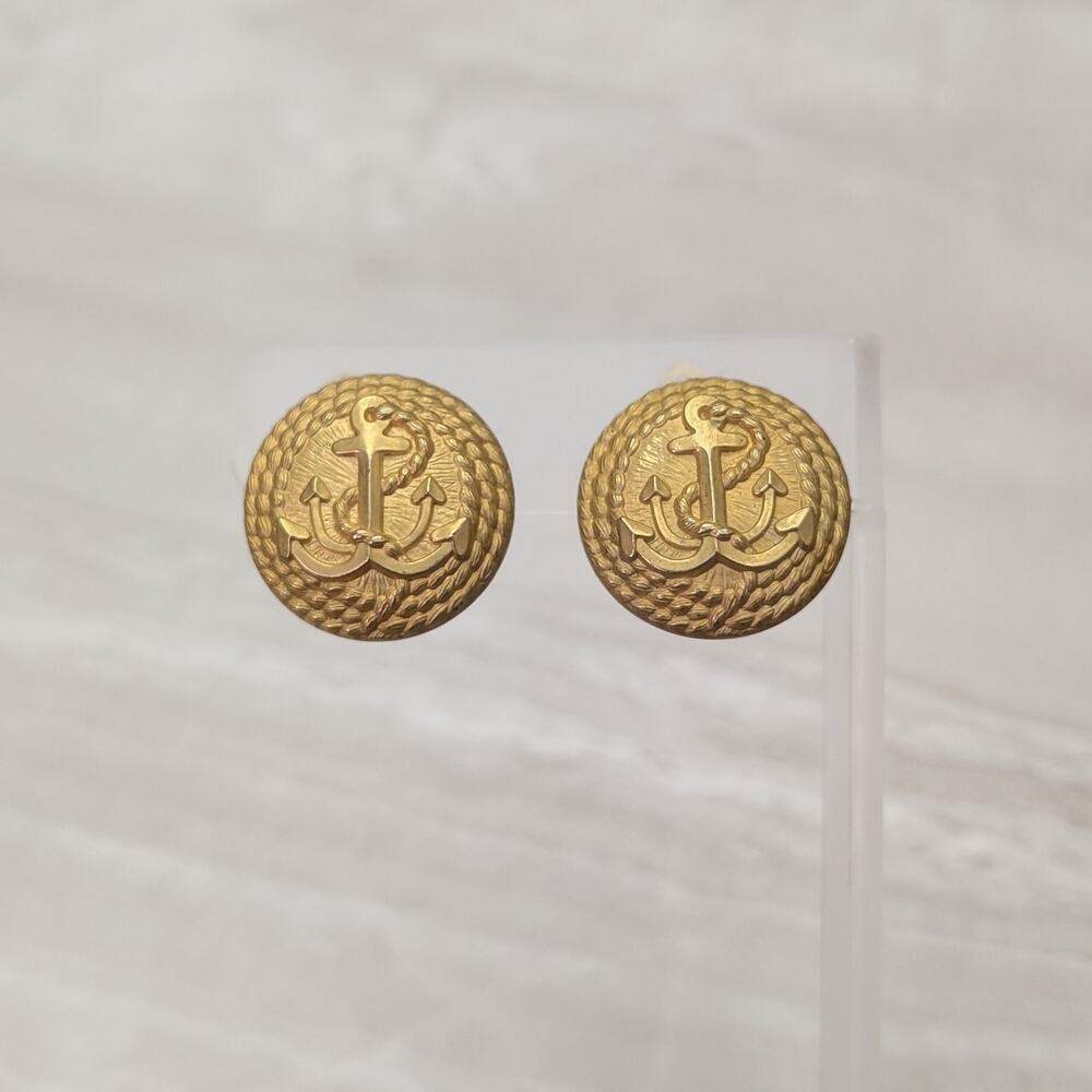 Vintage Clip On Earrings Matte Gold Tone Circle Raised Anchor and Rope Design